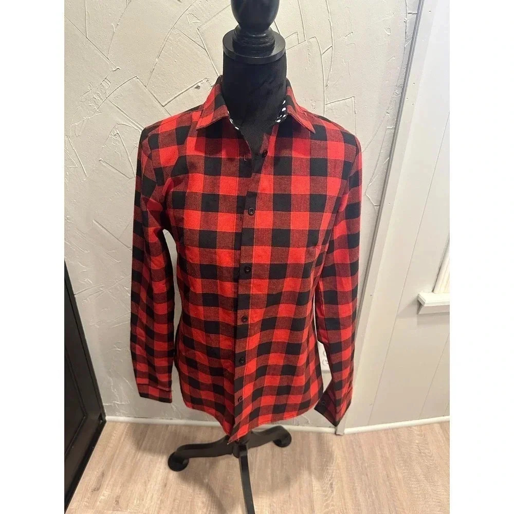 Hazel Blues Red and Black Button Down top with polka dot detail. Small